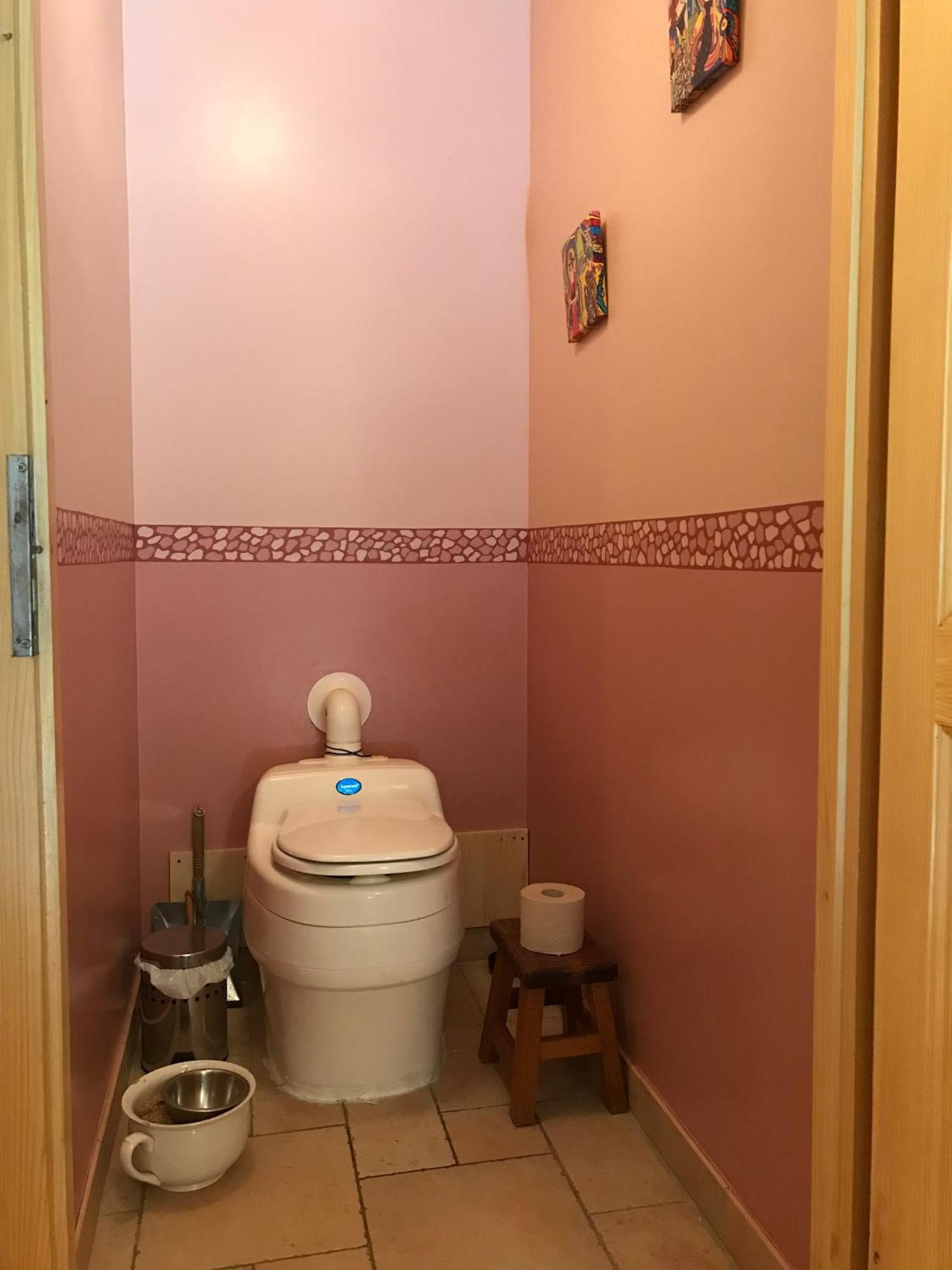 Bed and Breakfast Ecolieu Le Chant Du Temps Saint-Usuge Exterior foto